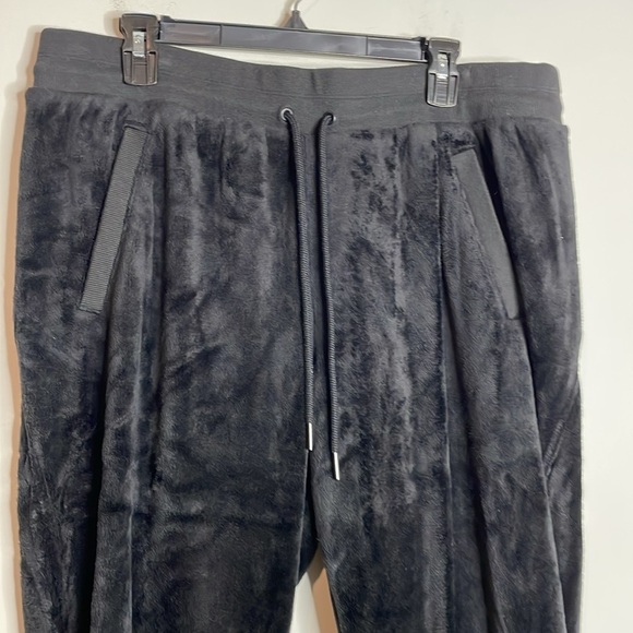 Athleta | Black Velvet Recover Cozy Jogger Sweatpants Plus Size 1X - Picture 3 of 7